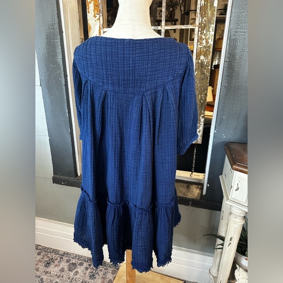 Free People Mystery Land Blue Smocked Neck Tiered Boho Tunic Dress Size M - Picture 6 of 7